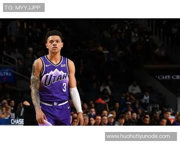 乔治外线表现不佳17投6中三分球命中率低迷但依然贡献14分7篮板4助攻4抢断 乔治外线表现不佳17投6中三分球命中率低迷但依然贡献14分7篮板4助攻4抢断