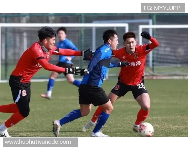 国少开局强势邝兆镭助攻帅惟浩抢点破门早早领先1-0 国少开局强势邝兆镭助攻帅惟浩抢点破门早早领先1-0