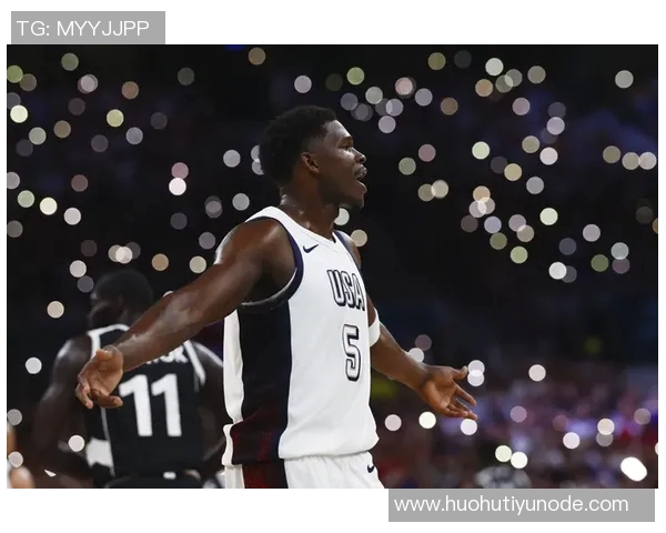 阿贾威尔逊荣登南卡名人堂阿德巴约亲临助阵庆祝盛典